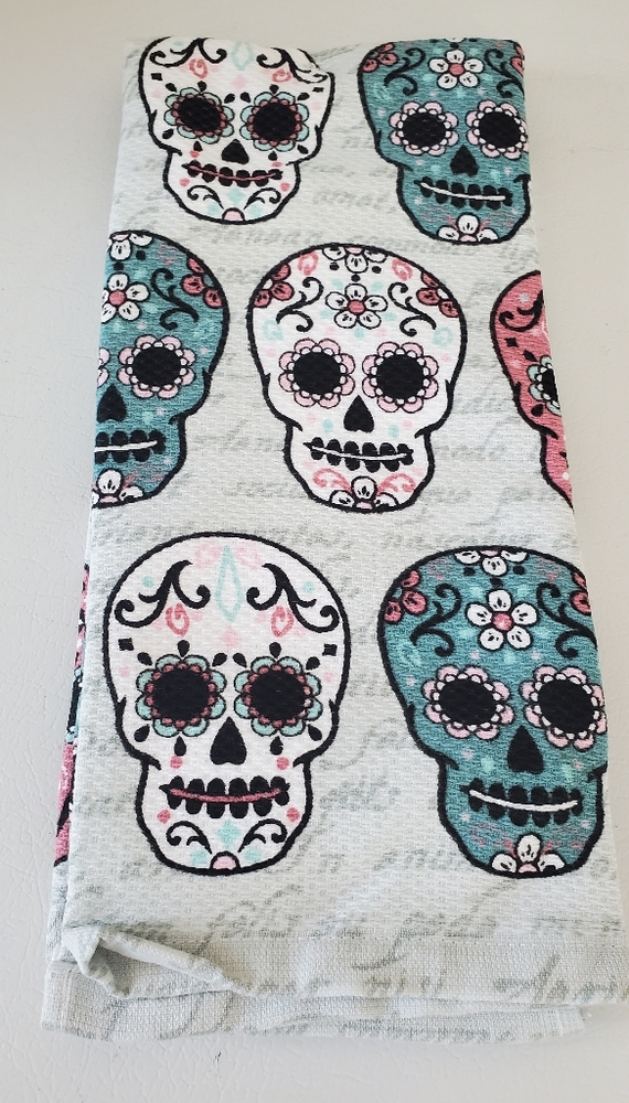 Gorgeous Sugar Skull Kitchen Towels-NWT